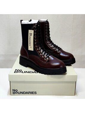 Vintage Y2 No Boundaries brown men\'s chunky platform work boots. size 10.5 No Boundaries | Shoes | Vintage 9s No Boundaries Y2k Chunky  main image 2
